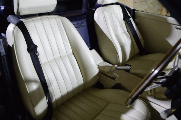 Interior Finished Seats 7.jpg