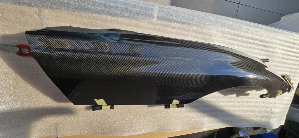 Z1 Carbon front wing.webp