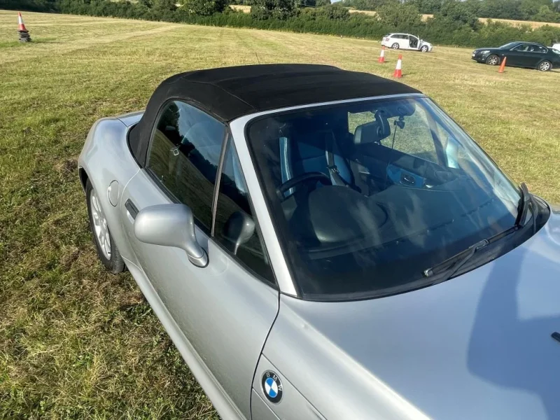 Car5.webp