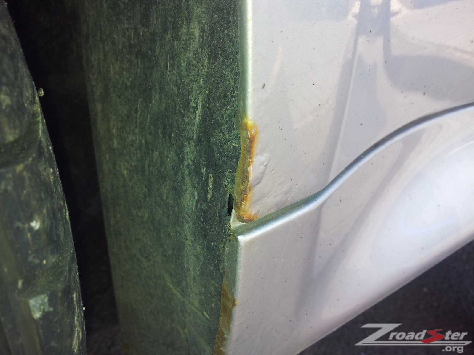 BMW Z3 rust on panels