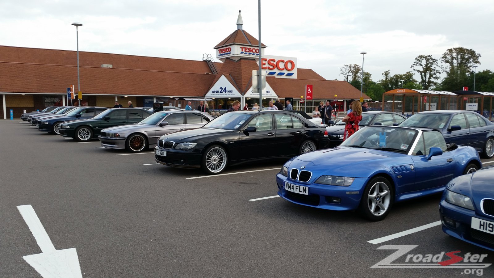 Tesco Car Park meet up before heading to the circuit