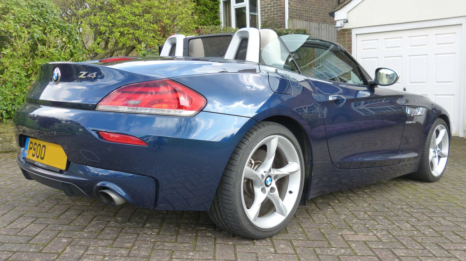 z4 35is - such, such fun to drive. But time to say goodbye.